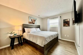 Stylish remodeled space Middletown Free Laundry